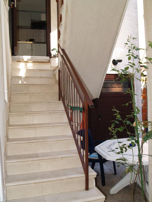Apartment Nana 1 希贝尼克 外观 照片